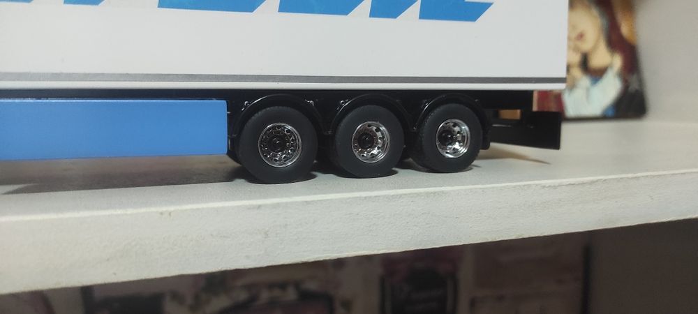 Метални модели мащаб 1:50
