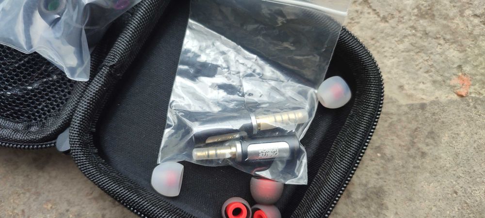 Casti in ear/casti gaming / iem / Punch Audio