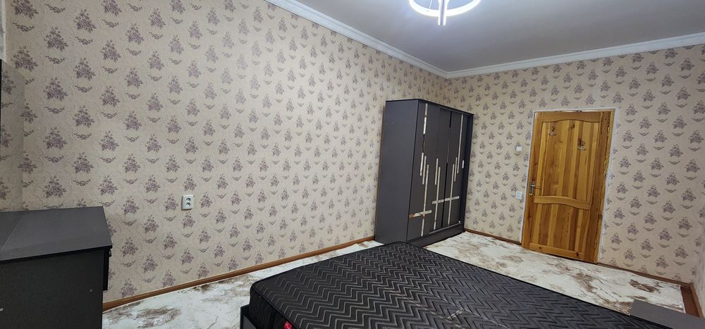 Метро Юнусобод Туркистон 2комнатная 2атаж 54квм все мебел техники