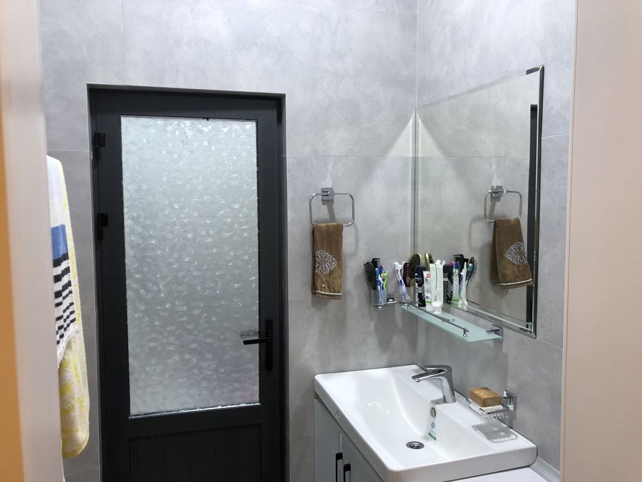 Qibray tumani Obod maxallada uy sotiladi