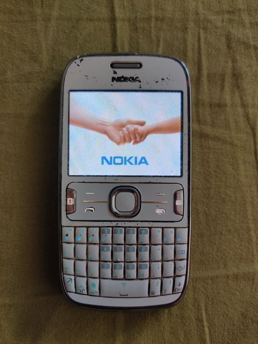 Nokia Asha 302 бял