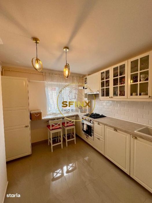 Apartament 3 camere modern || Centrala proprie ||  Garaj