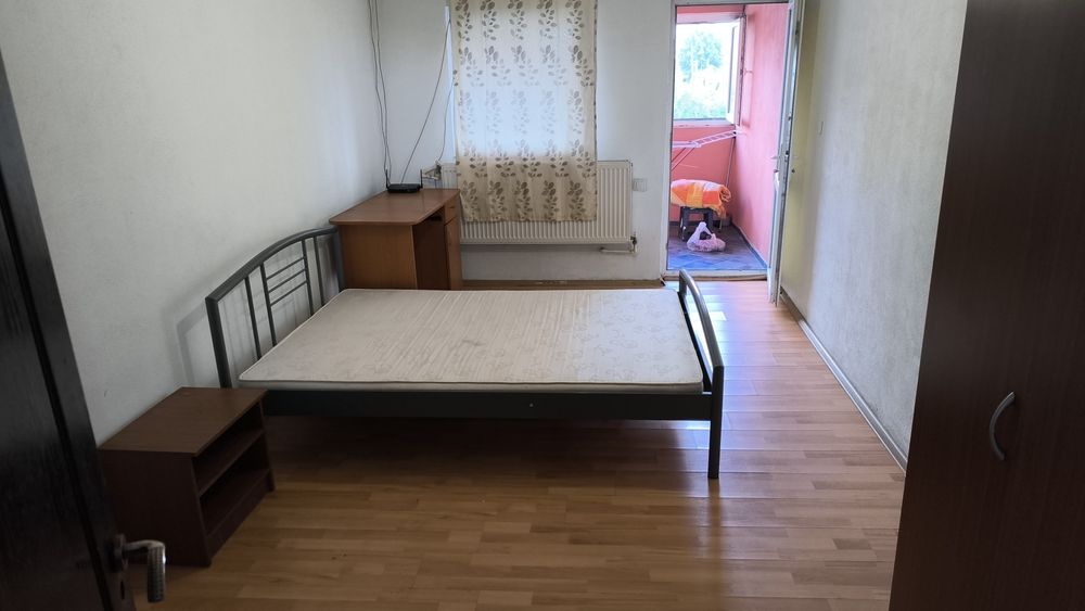 Garsoniera modestă cfr progresul