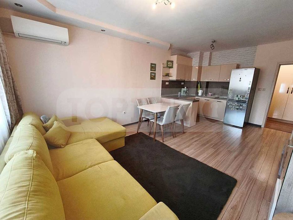 Двустаен апартамент в квартал Левски