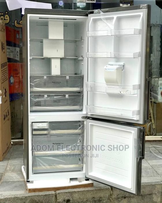 Холодильник LG   GC-689BLCM