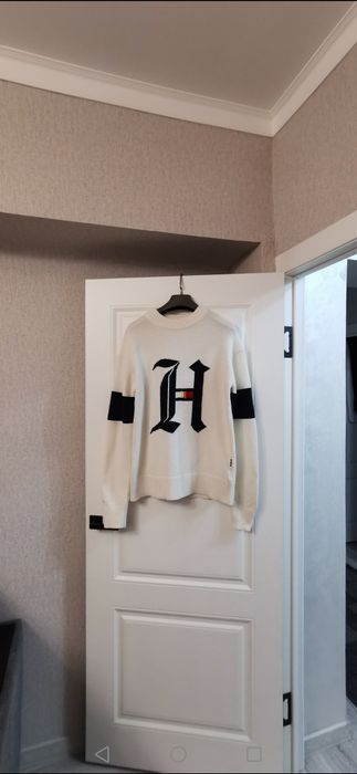 Lewis Hamilton & Tommy Hilfiger пуловер