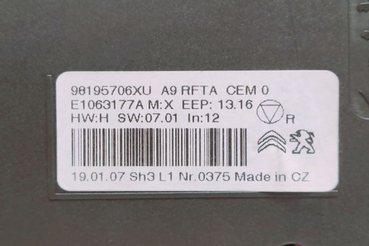 Panou  comanda AC 98195706XU Peugeot 2008 prima generatie