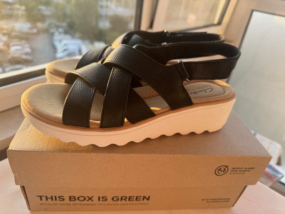 Продавам чисто нови дамски сандали ест. кожа Clarks Jilian Spring