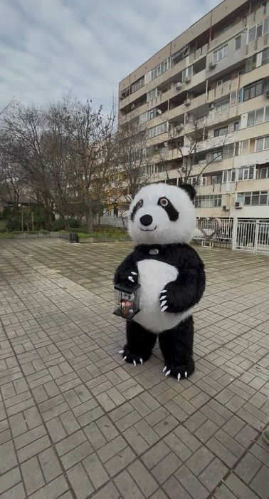 Надуваем костюм на панда