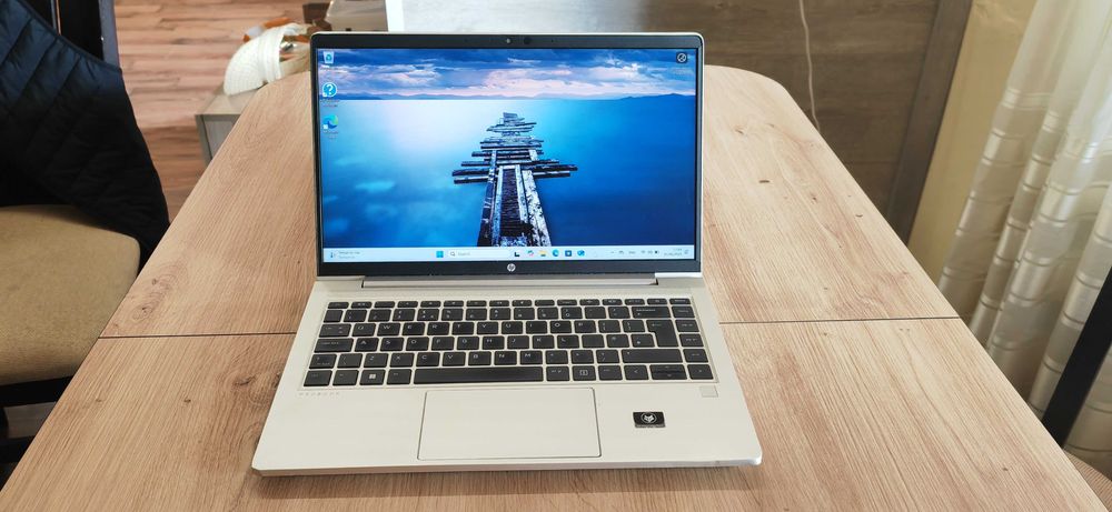 Лаптоп HP Probook 445 G9 с 6-ядрен Ryzen 5-5625U и 14'' FHD 256/16GB