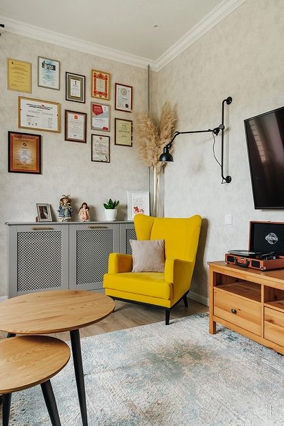 Продам кресло цветное