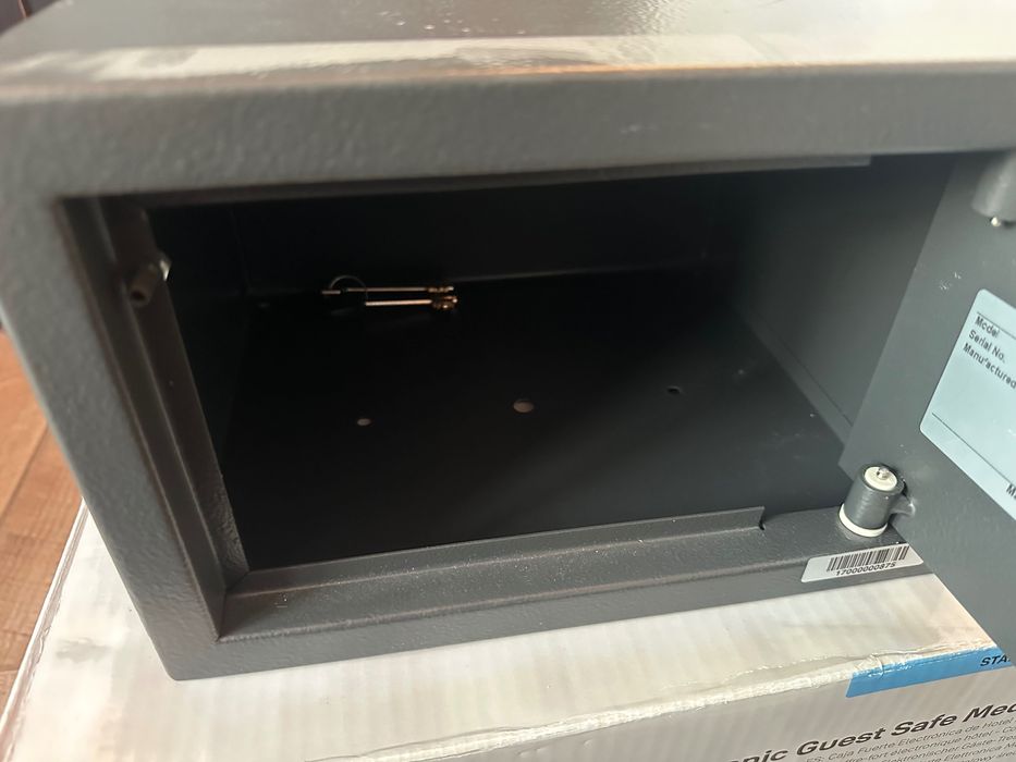 Метална Каса/Сейф за пистолет