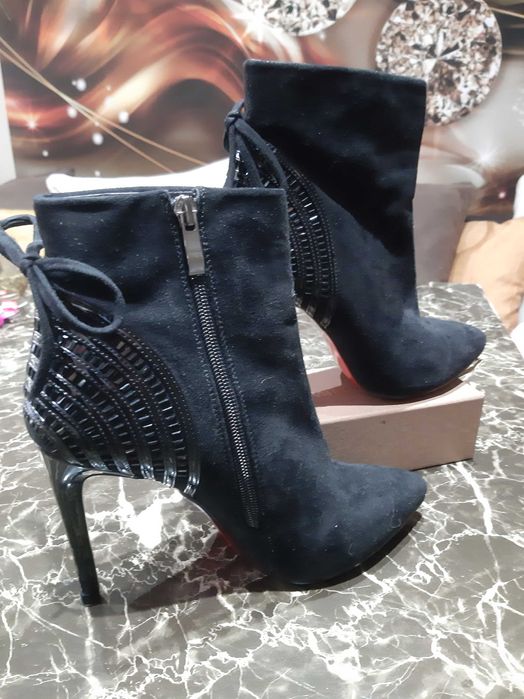 Продавам дамски обувки Zara