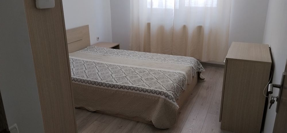 Închiriez apartament Militari residence
