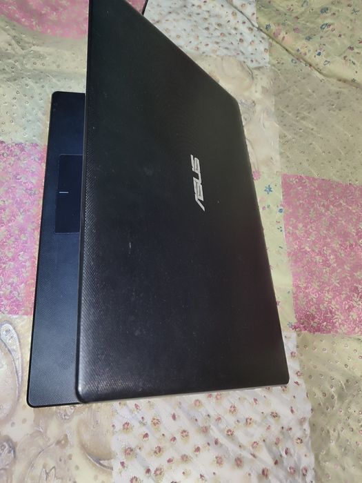 Продам ноутбук Асус