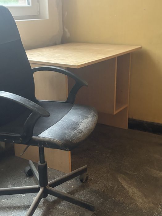 Бюро и офис стол