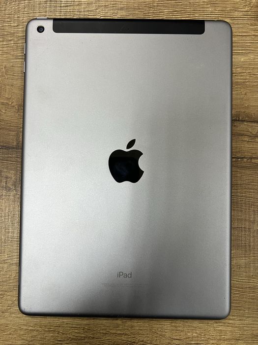 iPad 9.7 5th Gen (A1823) 128 GB