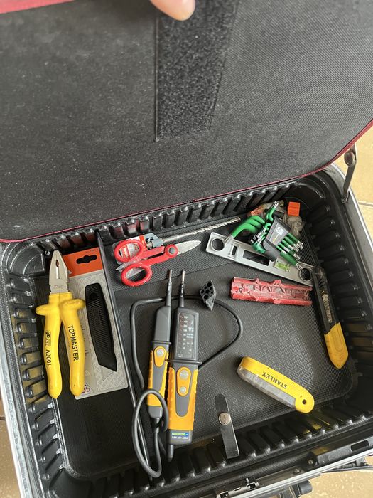 Trusa /troller electrician  knipex ,wera