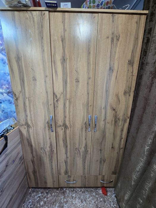 Продам  шкаф 120×190×50