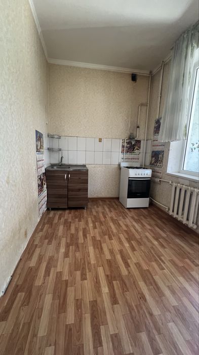 Kvartira sotiladi 2xona 2etaj 84Kv