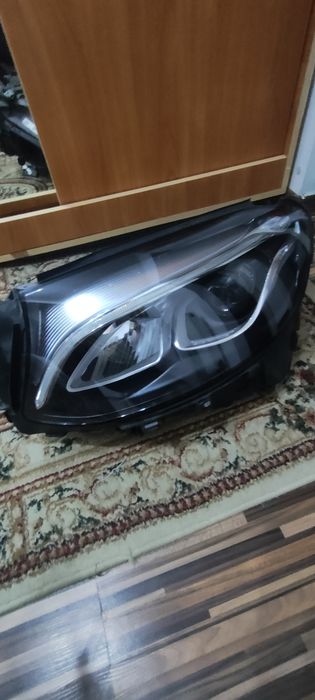 Far stanga Mercedes GLC A253