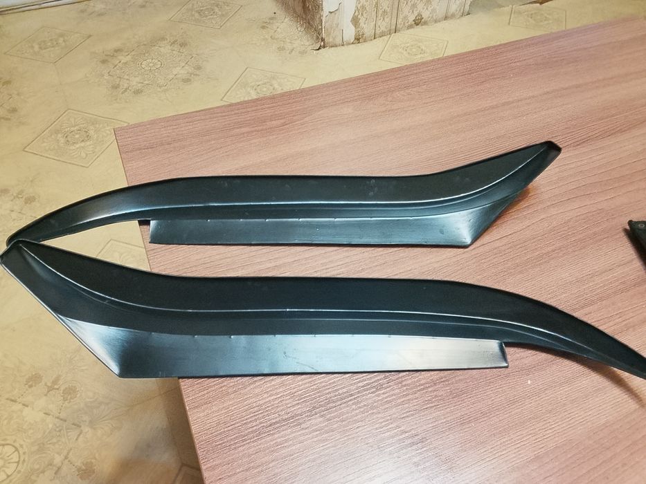 Продам реснички на ваз 2114-15