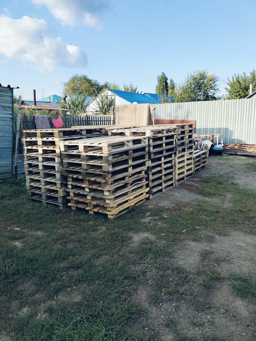 Продам поддоны 1700тг