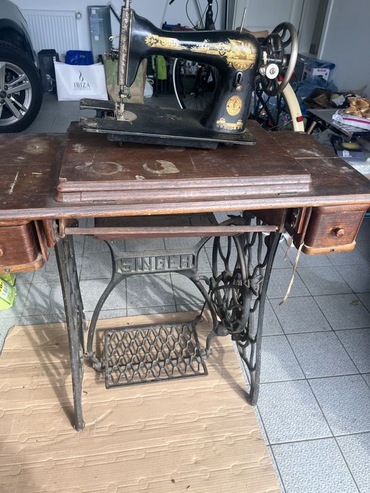 Vand masini cusut Singer Vintage
