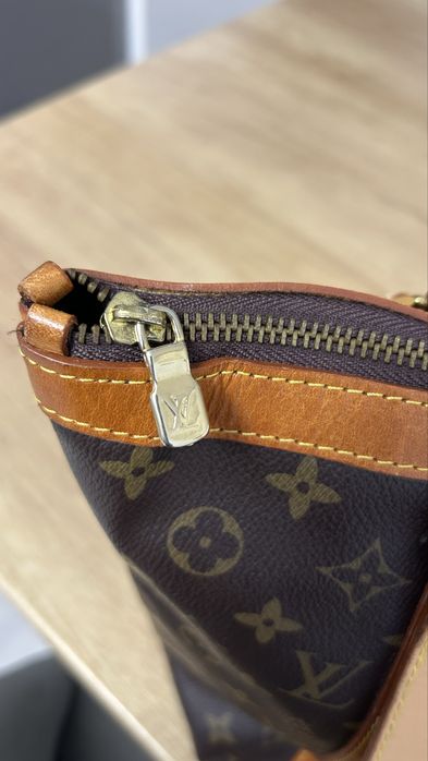 Чанта Louis Vuitton