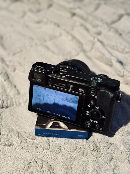 В продаже Sony a6000