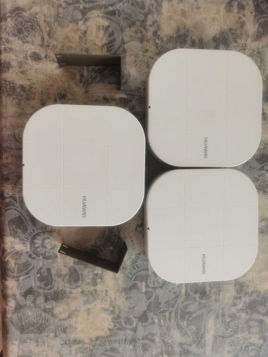 Рутер ( Router ) +  точки за достъп ( Access Point )  голямо покритие