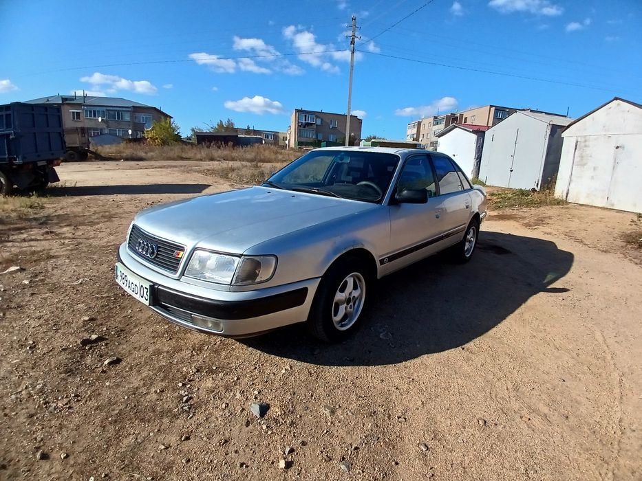 Продам ауди 100 ц4