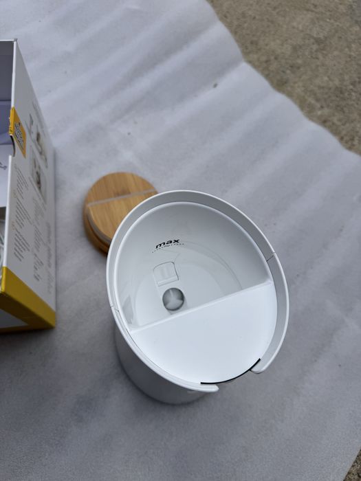 Wifi камера за домашни любимци Furbo, хранилка кучето през телефона