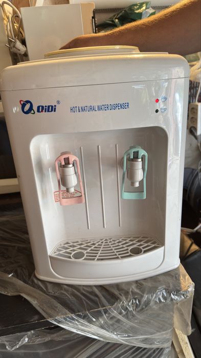 Продам диспенсер для воды