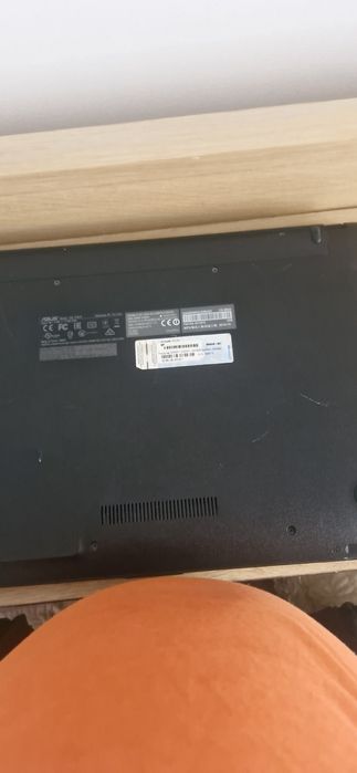 Asus F541S laptop(fără încărcător)