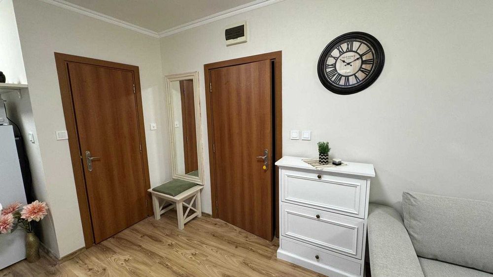 Продава се Двустаен апартамент в к.к. Слънчев бряг - 72 кв.м за 1084 €/кв.м - Снимка #4