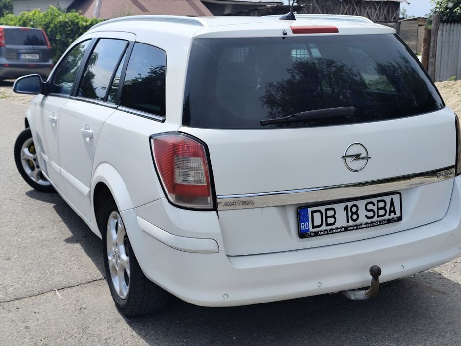 Opel Astra  H 1.7 cdti 105 cp Euro 5 2011 unic proprietar stare foarte buna
