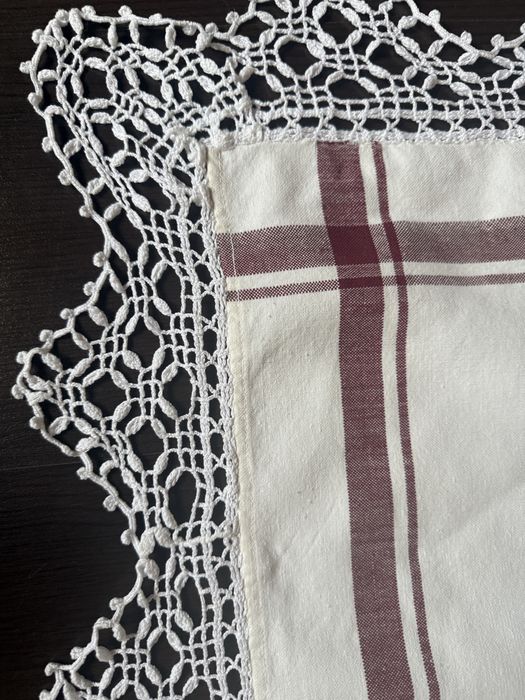 Fata de masa tesuta la razboi / fata de masa traditionala