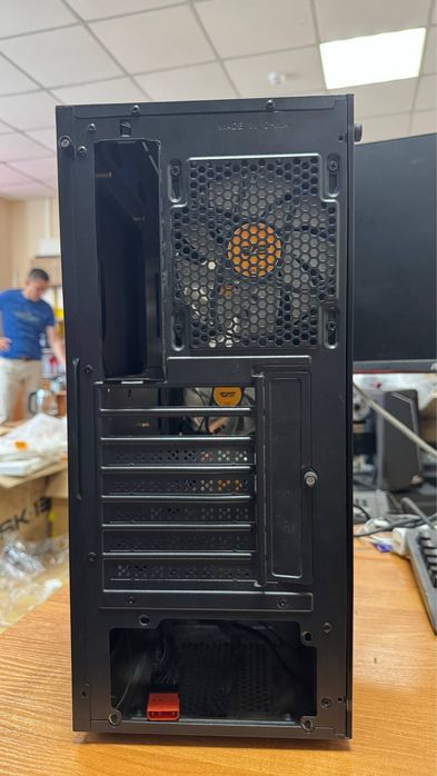 Игровой корпус DarkFlash DK352 (Б/У)