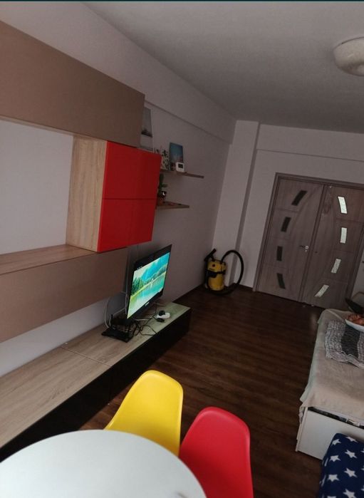 Inchiriez ap 2 camere