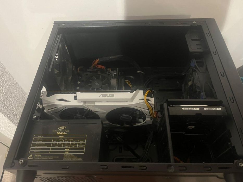 Компютър Deepcool