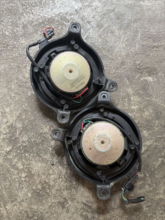 Динамики колонки мерседес