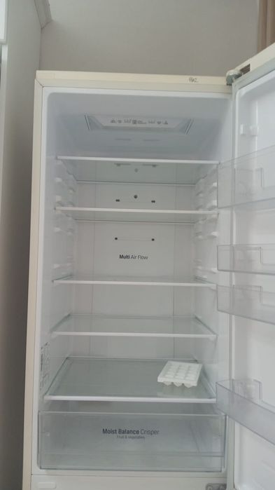 Продам холодильник