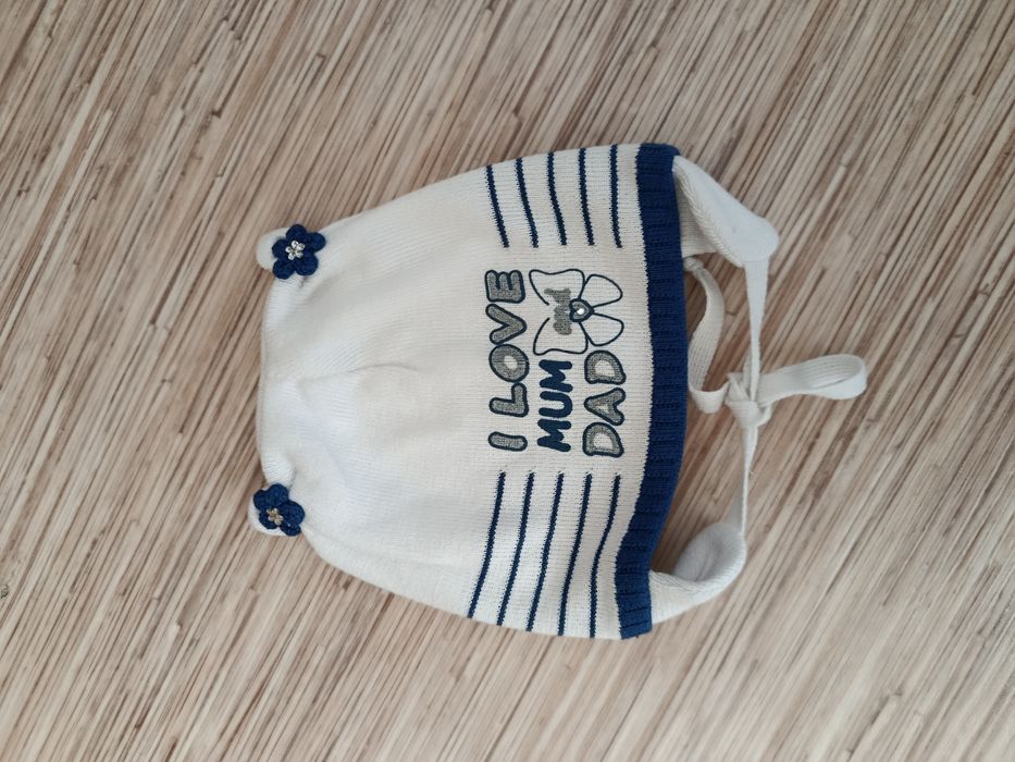 Продам детские шапки