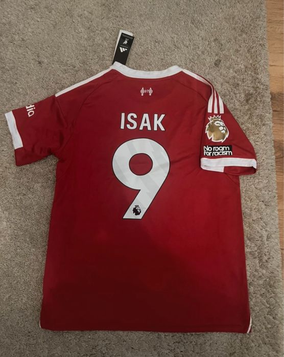 Tricou Isak liverpool