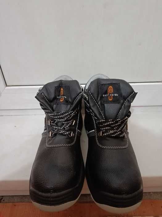 Продам ботинки 8000 тг.
