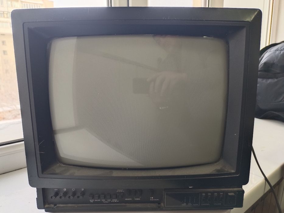 Продам телевизор!