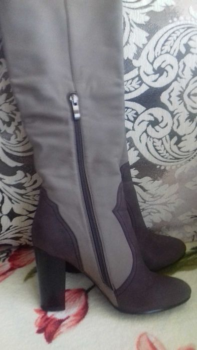 Продам демисезонные сапоги