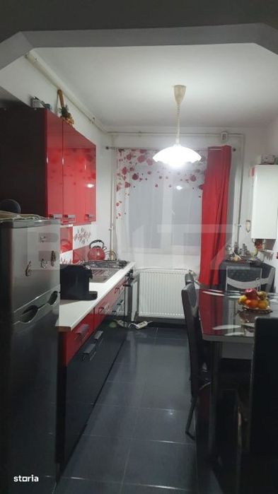 Apartament 2 camere, decomandat, intermediar, Zona Eroilor ! — fotografia 3