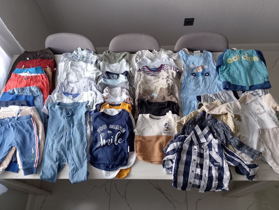 Haine pentru bebeluși